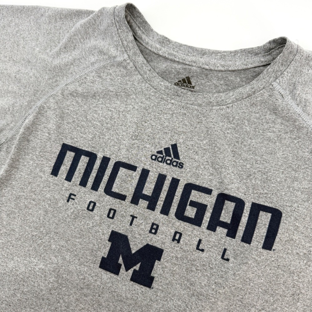 Adidas Michigan Football Mens XL Gray Climalite Raglan Short Sleeve T-Shirt Gear